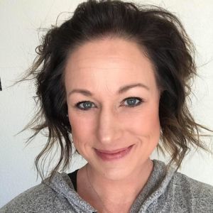 Meet your Posher, Janel